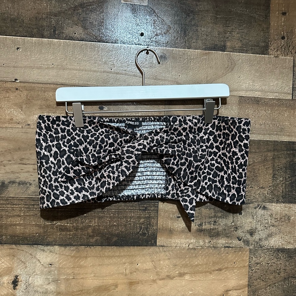 Express Medium Cheetah Strapless Bralette Top Womens